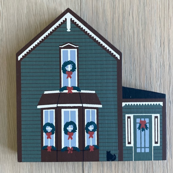 Tabor House - Rocky Mountain Christmas Collection - the Cat's Meow - Picture 1 of 6